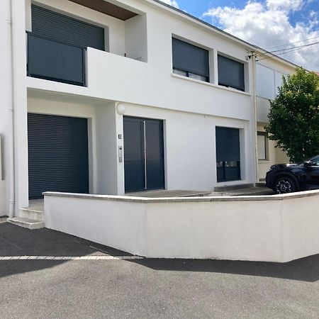 Apartamento Le Petit Fabre La Roche-sur-Yon Exterior foto